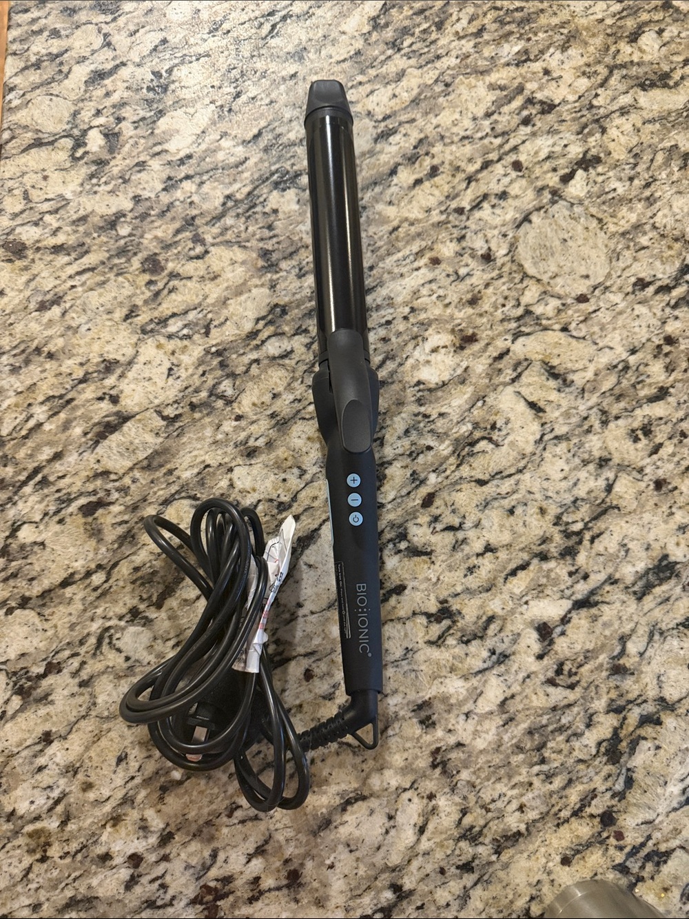 Bio Ionic 1.25” Pro Curling Iron - Picture 3 of 10